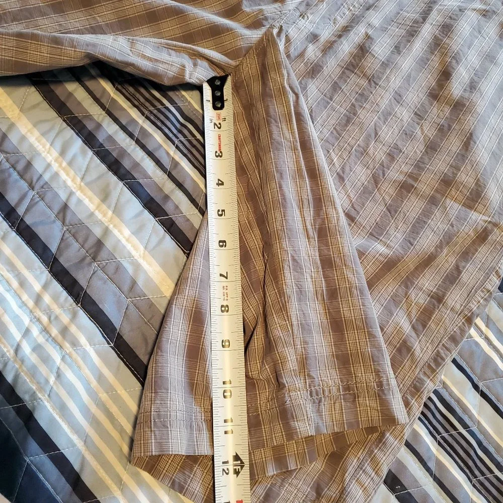 PARC 81 Sz 34 Long Plaid Gray Tan 11.5